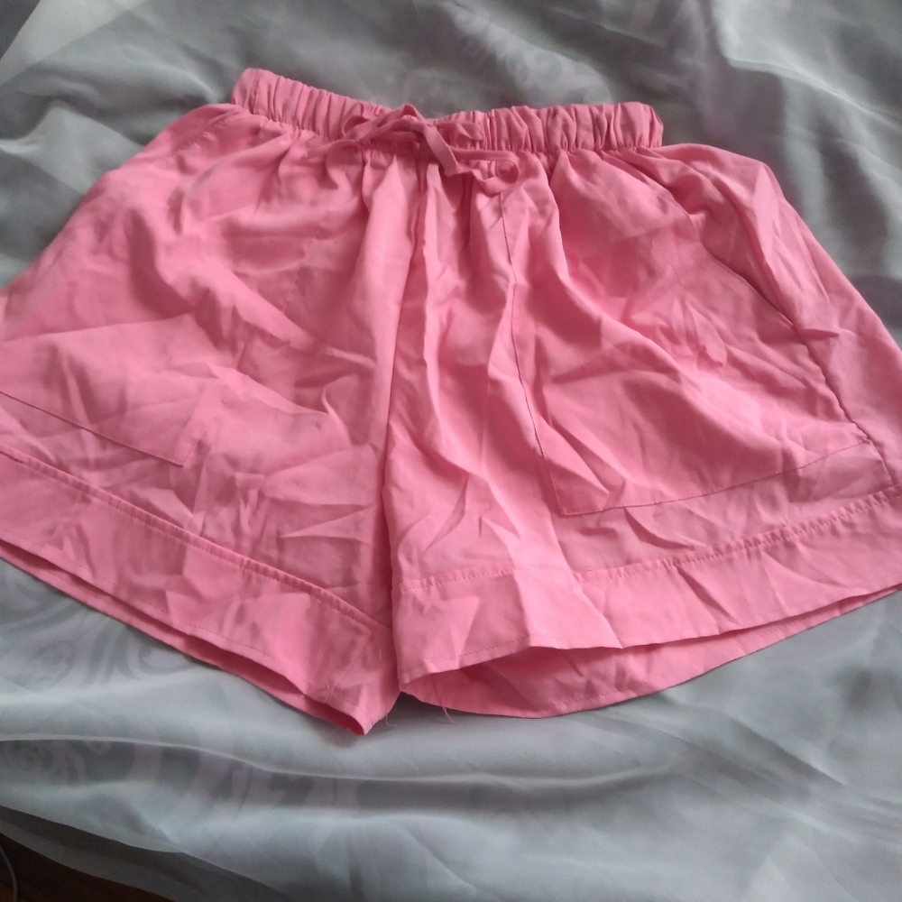 NWOT Relaxed fit Shorts